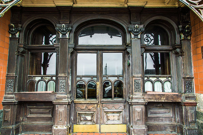 Palace Chambers Entrance