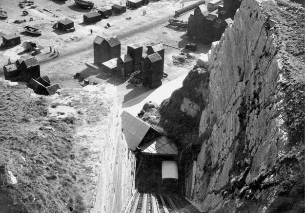 East Hill Cliff Railway