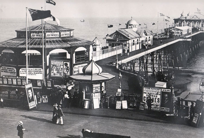 Hastings Pier & Joy Wheel